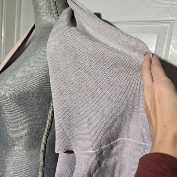 LULULEMON exaltation wrap - Picture 6 of 6